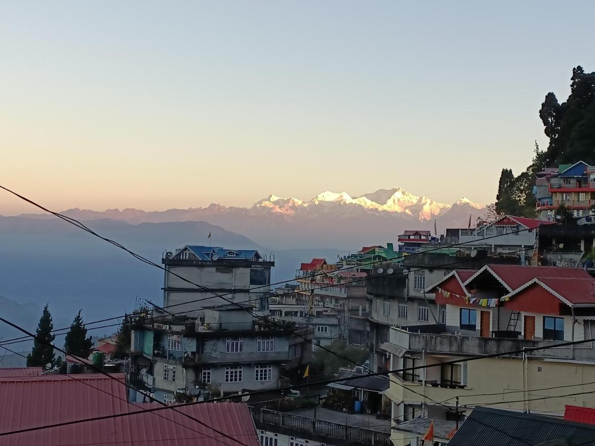 The Guiding Monk Home Stays Darjeeling  Eksteriør bilde